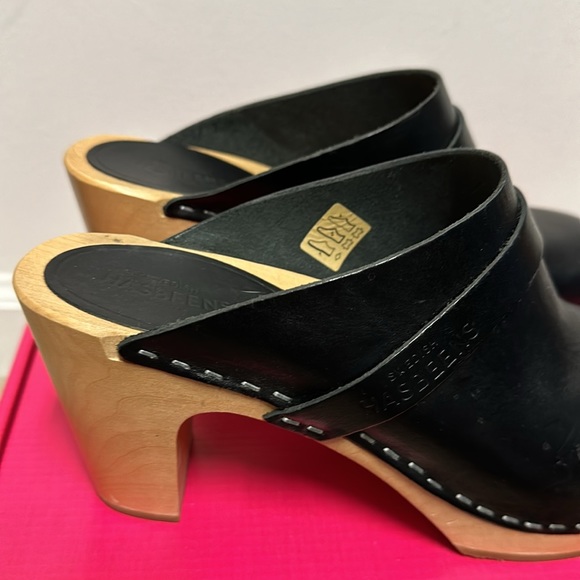 Swedish Hasbeens Slip In Classic Clogs - Picture 7 of 8